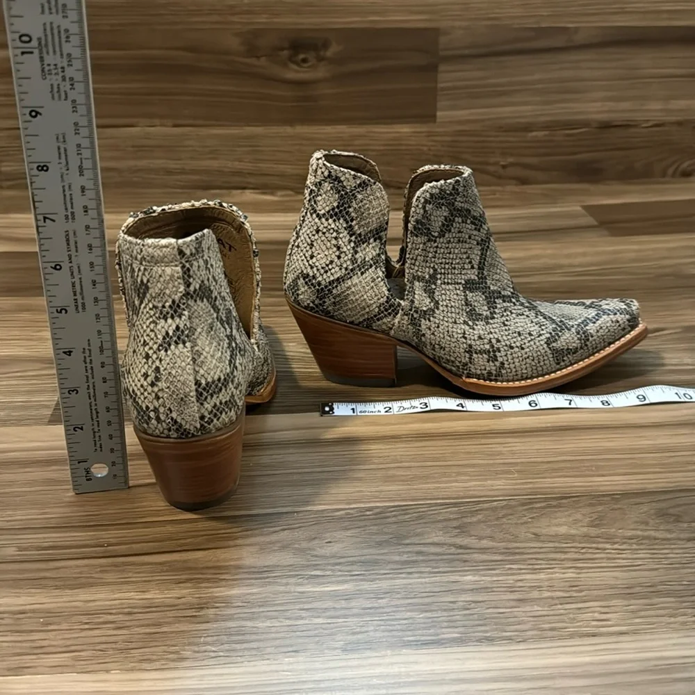 Ariat Leather Snake Print Dixon Snip Toe Ankle Slip On Bootie Boots 6.5 - Picture 13 of 14
